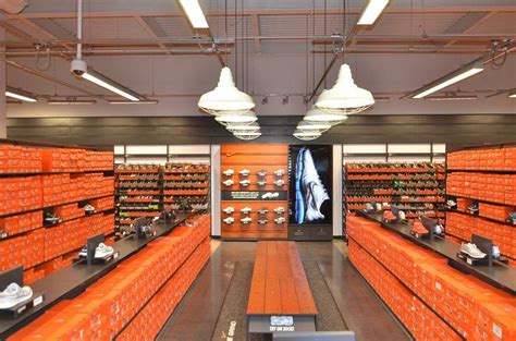 nike san ysidro outlet